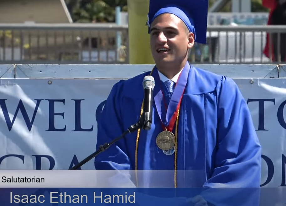 Palisades High School Holds Two Graduation Ceremonies Circling The News