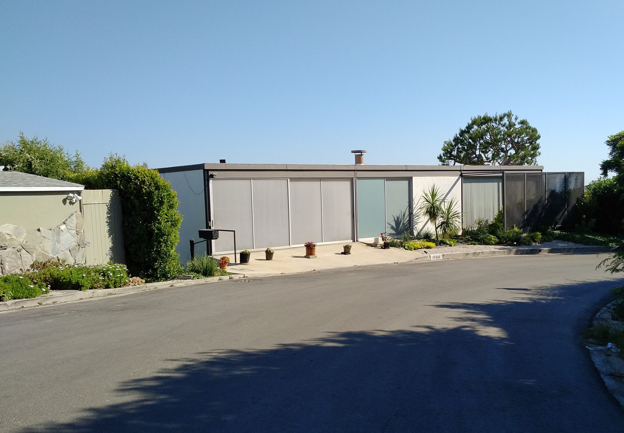 The Beagles House, Designed by Koenig, Is on the Market Circling The News