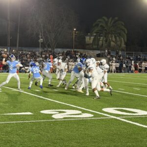 Palisades Beats Venice 29-26 in a Nail-biter